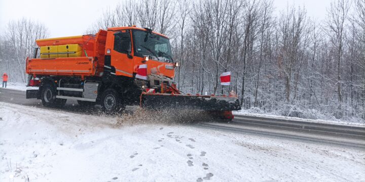 Ismételt havazás várható, útnak indulás előtt mindenki tájékozódjon az aktuális útviszonyokról
